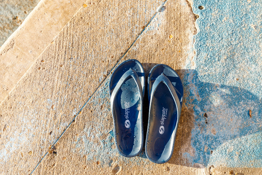 Slappas Arch Support Thongs - Navy