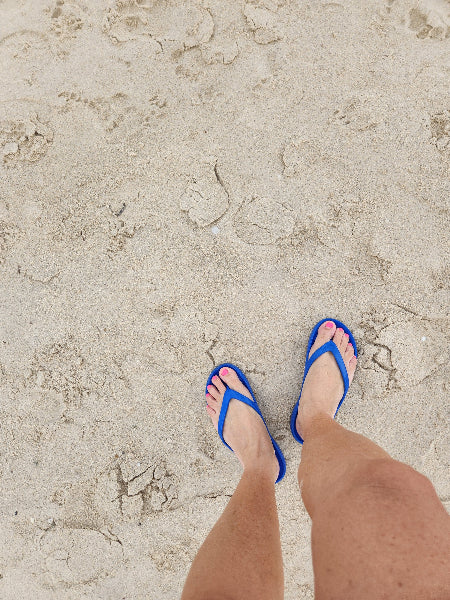 Slappas durable arch support thongs worn at the beach